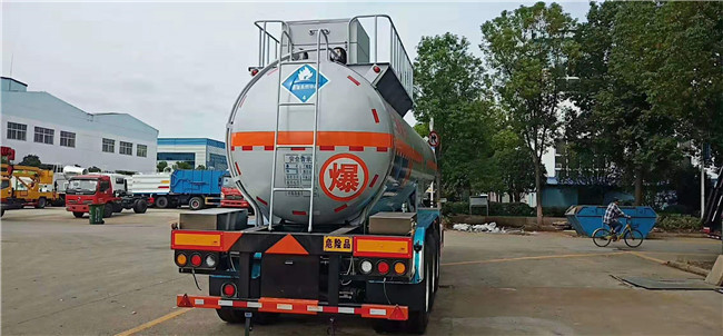 三氯硅烷半掛車價(jià)格.jpg