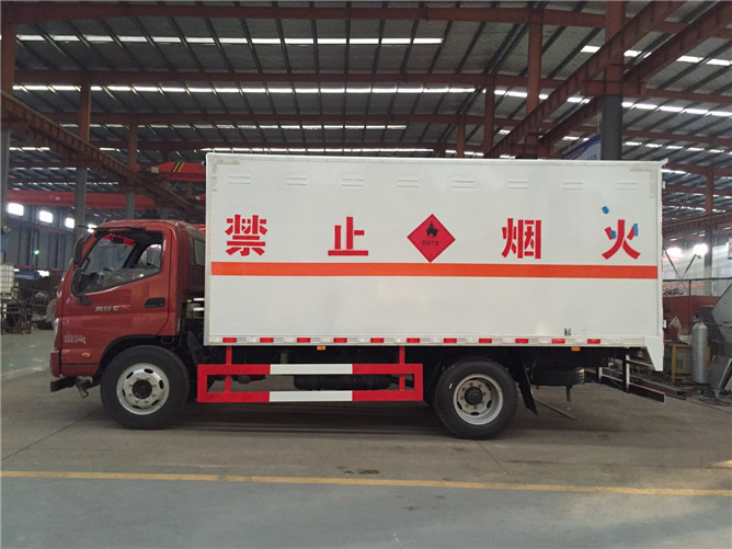 福田易燃氣體廂式運輸車.jpg