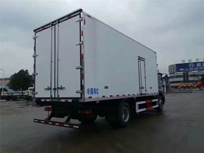 福田奧鈴冷藏車福田.jpg