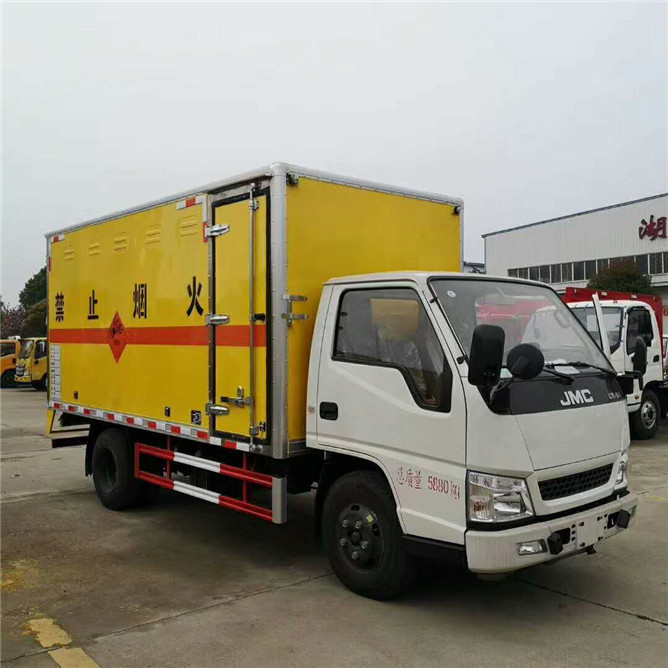 江鈴順達(dá)爆破器材運(yùn)輸車(chē) 